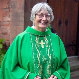 Rev Lisa Curtis